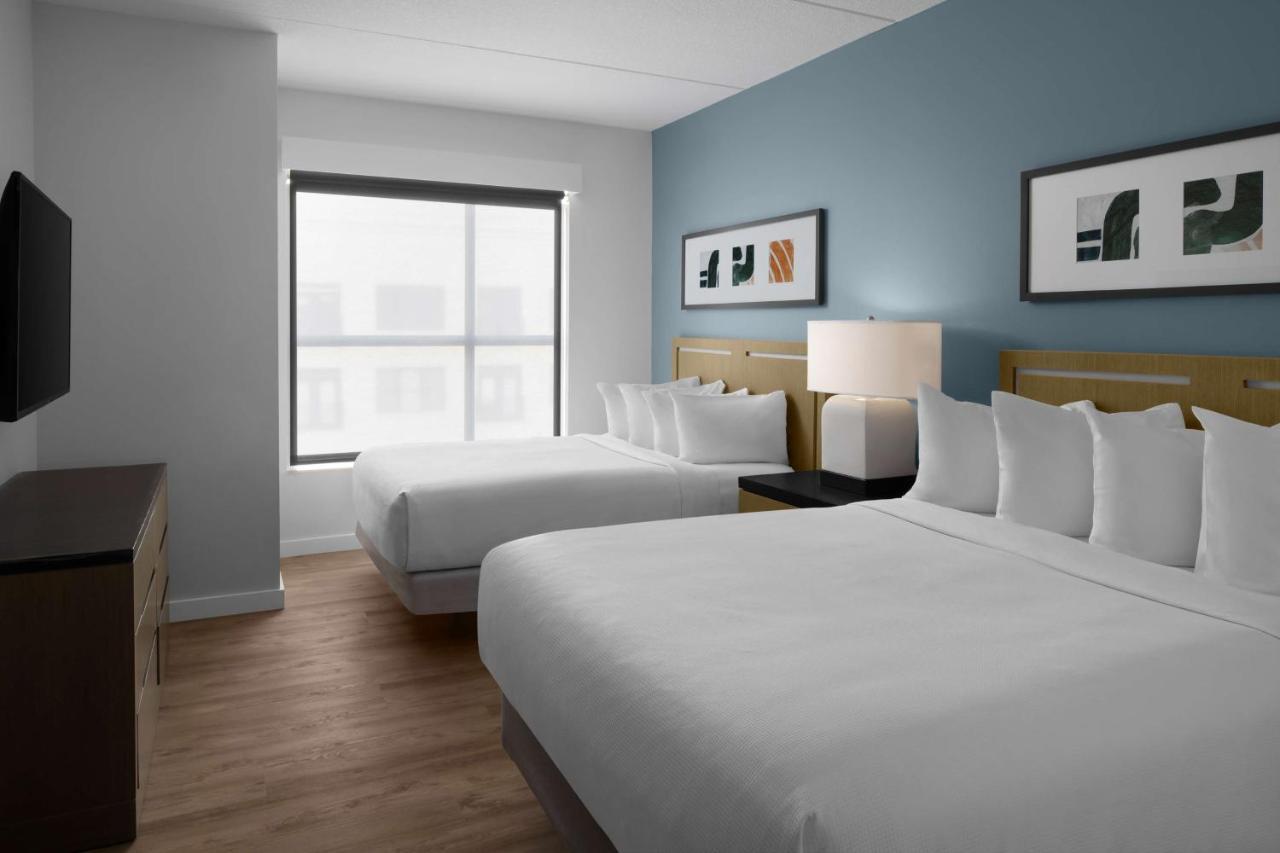 Hyatt House North Hills Hotel 3*